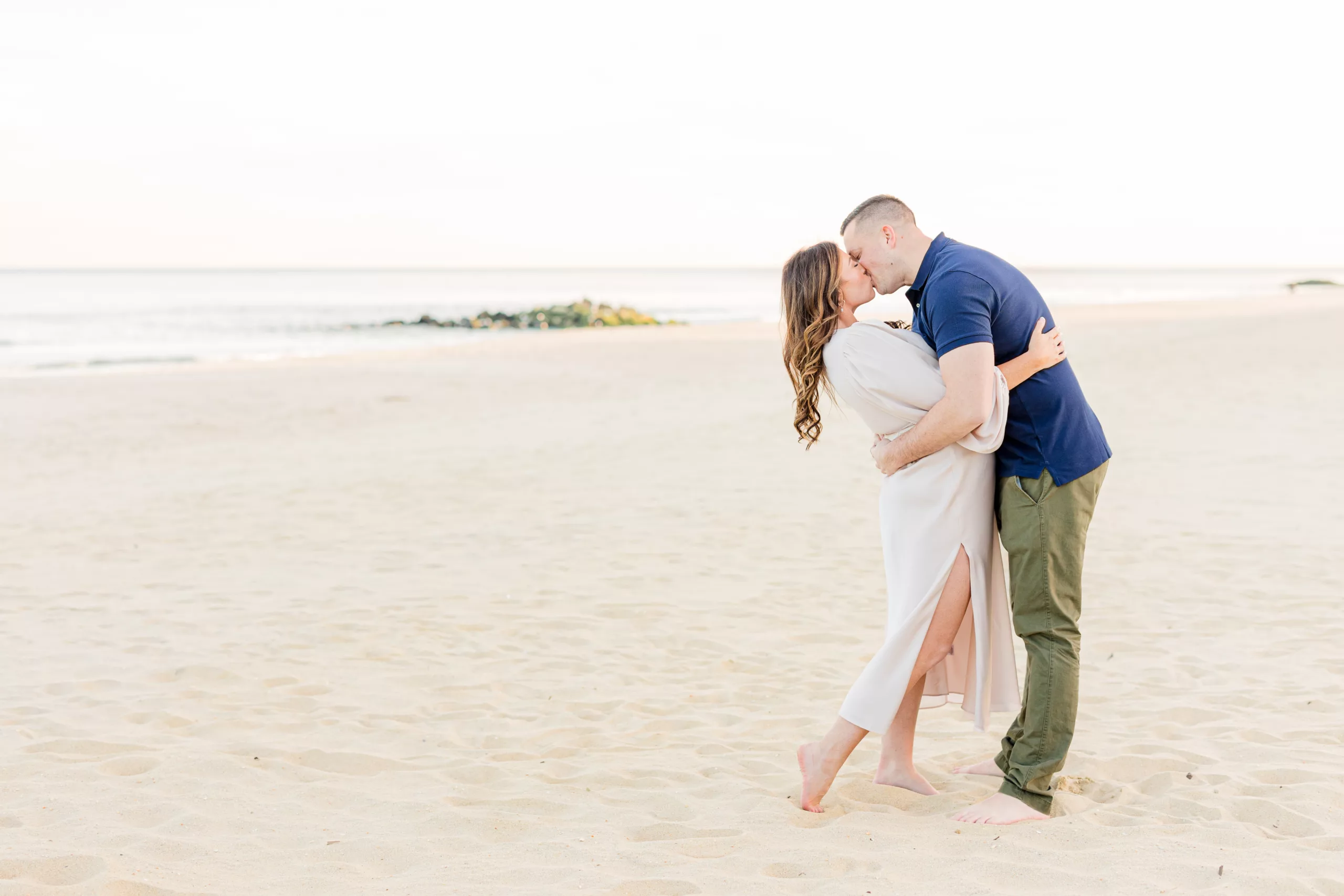 best maternity photographer, announcement photoshoot, maternity beach photos